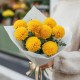 9 желтых шаровидных хризантем