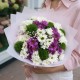 7 кустовых хризантем с зеленым диантусом