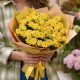 Букет 11 желтых кустовых роз