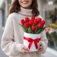 11 красных тюльпанов в коробке