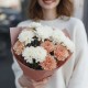3 бело-кремовые хризантемы