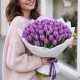Букет 51 фиолетовый тюльпан