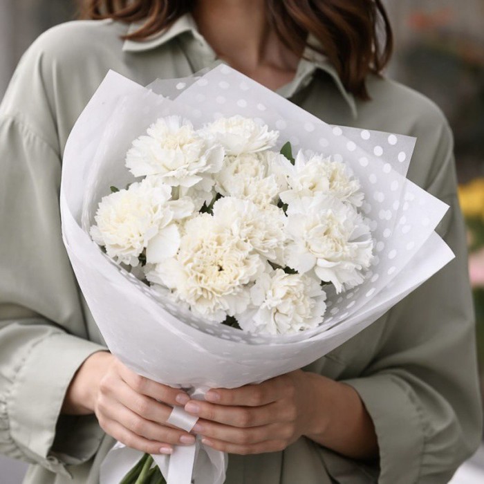 Букет 9 белых гвоздик