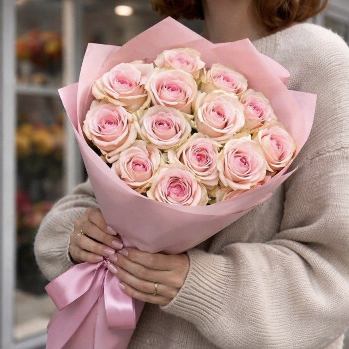 15 голландских роз